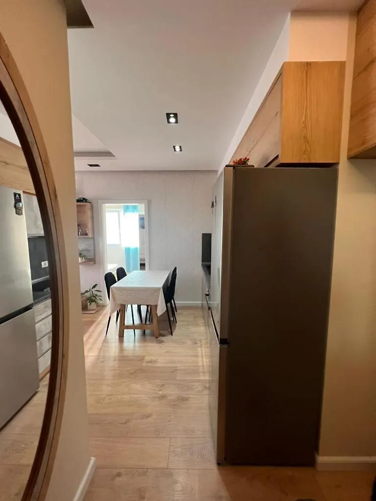 Soleil Apartment With Sunbed & Umbrella Vlore
