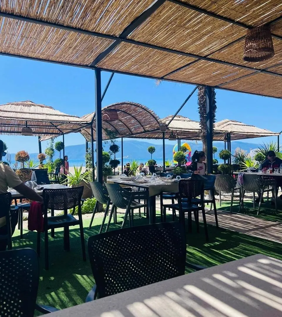 Soleil Apartment With Sunbed & Umbrella Vlore