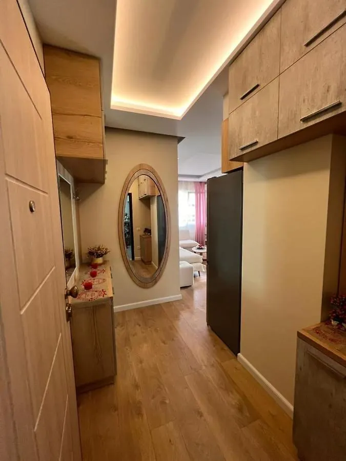 Soleil Apartment With Sunbed & Umbrella Vlora